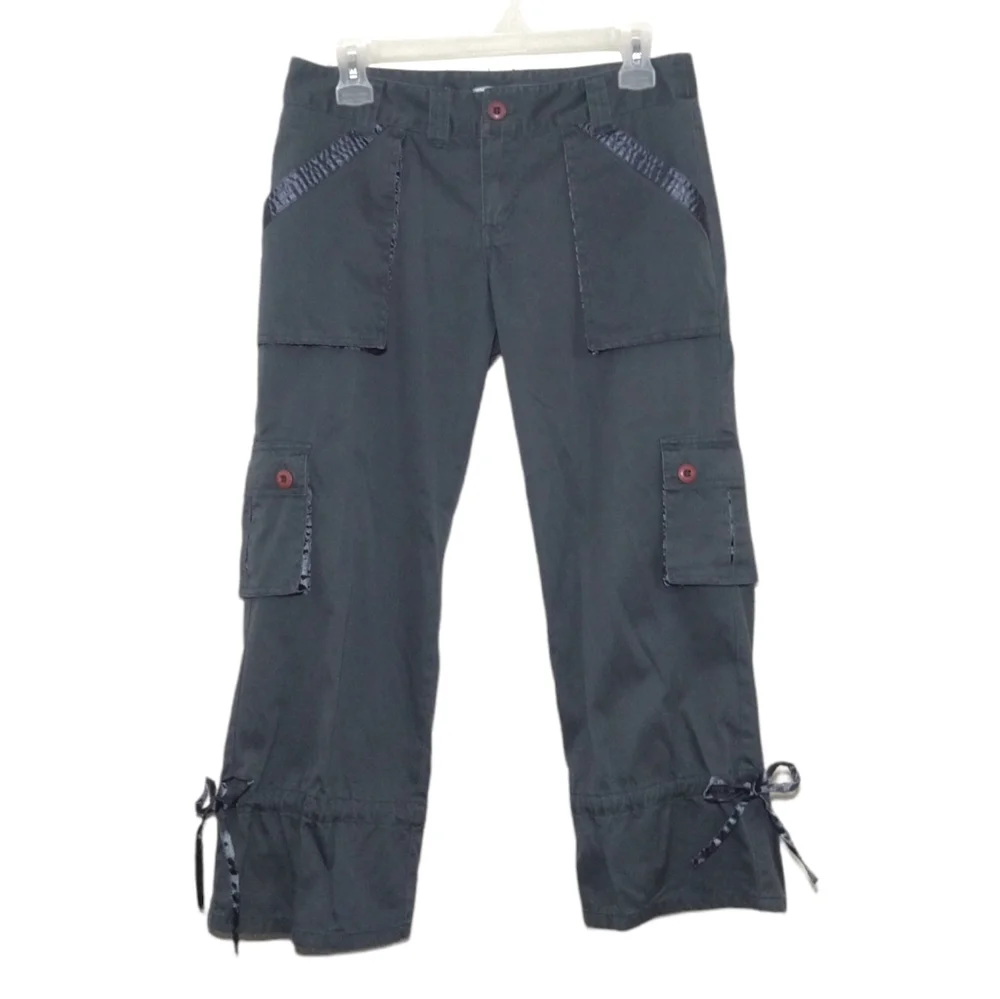 Billabong Gray Cargo Capri Pants with Ties Size 5